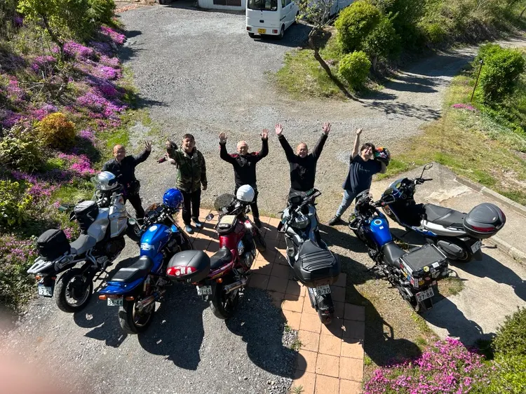 虎の穴を訪れたライダーたち